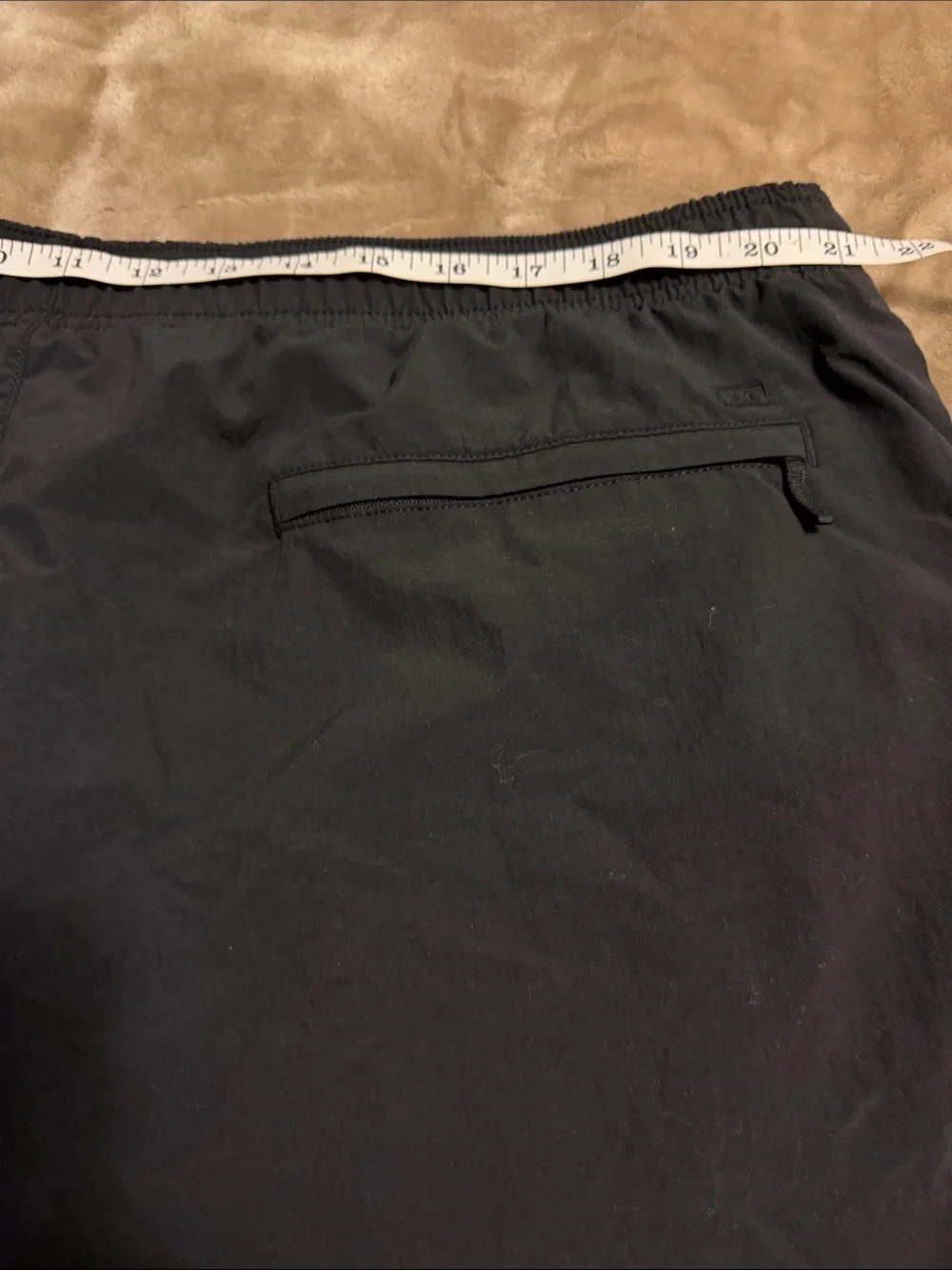 American Eagle Men's Black Drawstring Active Shorts